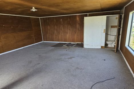 Photo of property in 6 The Esplanade, Westport, 7825