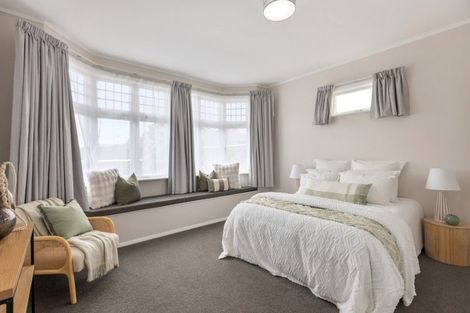 Photo of property in 4a Tarawera Road, Johnsonville, Wellington, 6037