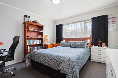 Photo of property in 12a Warriston Avenue, Waiuku, 2123