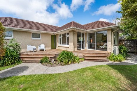 Photo of property in 24 Camelot Street, Ilam, Christchurch, 8041