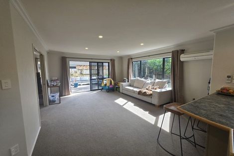 Photo of property in 15 Popata Close, Papamoa Beach, Papamoa, 3118