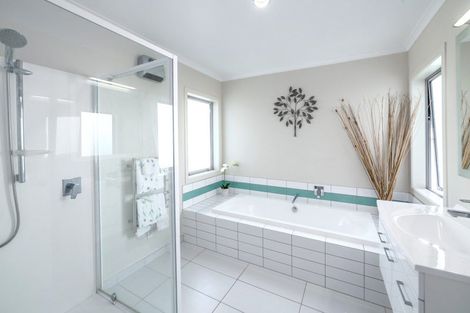 Photo of property in 11 Garrity Lane, Greytown, 5712