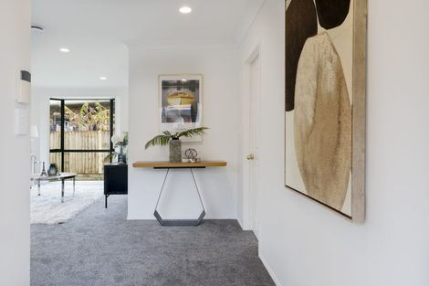 Photo of property in 22a Martin Jugum Lane, Ranui, Auckland, 0612