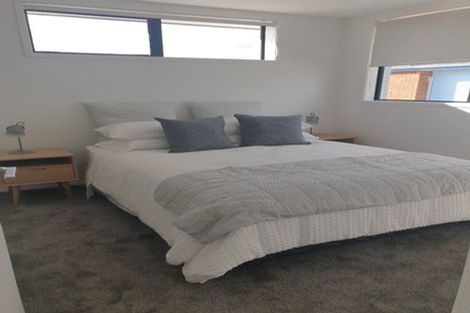Photo of property in 6/8 Yeovil Road, Te Atatu Peninsula, Auckland, 0610