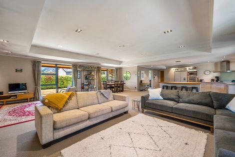 Photo of property in 2 Sherwin Avenue, Albert Town, Wanaka, 9305
