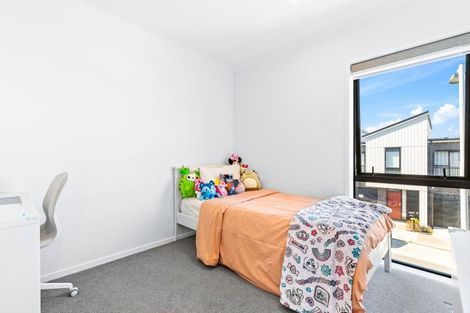 Photo of property in 25 David Carnegie Road, Hobsonville, Auckland, 0616