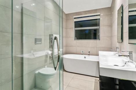 Photo of property in 58a Peter Terrace, Castor Bay, Auckland, 0620