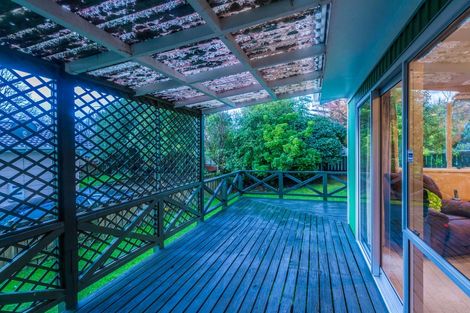 Photo of property in 18 Farwood Drive, Henderson, Auckland, 0612