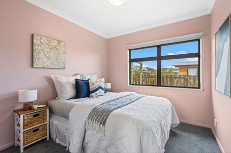 Photo of property in 50 Kahukura Avenue, Waitarere Beach, Levin, 5510