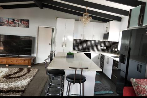 Photo of property in 57c Kamara Road, Glen Eden, Auckland, 0602