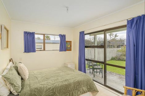Photo of property in 32 Captain Cook Road, Cooks Beach, Whitianga, 3591