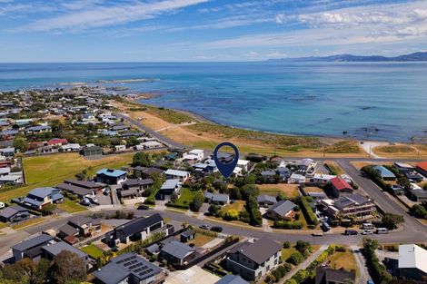 Photo of property in 49 Kotare Place, South Bay, Kaikoura, 7300