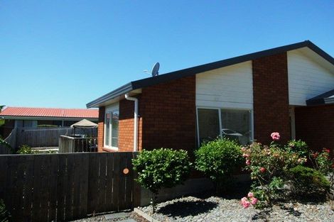 Photo of property in 4a Hugh Brown Drive, New Lynn, Auckland, 0600