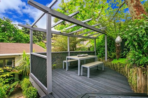 Photo of property in 1/17 Telephone Road, Birkenhead, Auckland, 0626