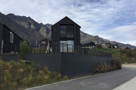 Photo of property in 12 Mckenzies Shute, Jacks Point, Queenstown, 9371