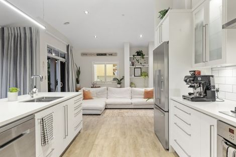 Photo of property in 50r Saint Regis Way, Bethlehem, Tauranga, 3110