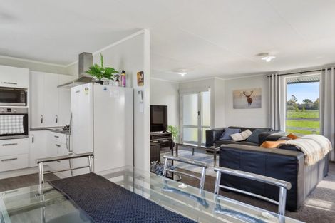 Photo of property in 46 Dalbeth Road, Hamurana, 3072
