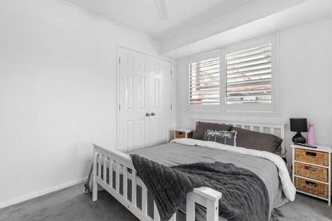 Photo of property in 41 Riverside Drive, Waiuku, 2123