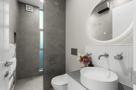 Photo of property in 4/42 Browns Road, St Albans, Christchurch, 8014