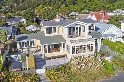 Photo of property in 7 Maire Street, Eastbourne, Lower Hutt, 5013