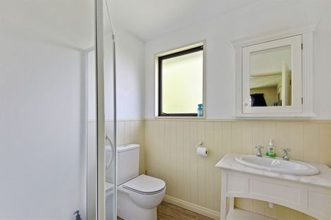 Photo of property in 11 Halswell Junction Road, Halswell, Christchurch, 8025