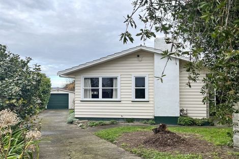 Photo of property in 12 Sutherland Crescent, Westbrook, Palmerston North, 4412
