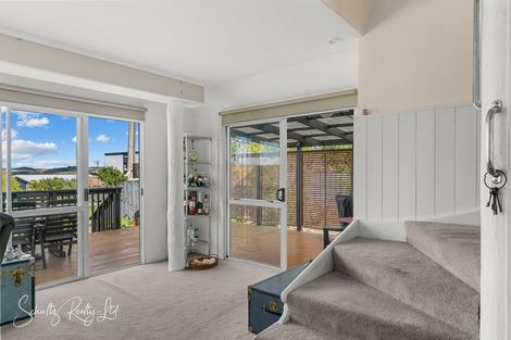 Photo of property in 38 Oxford Street, Whakapirau, Maungaturoto, 0583