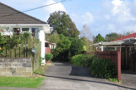 Photo of property in 69 Larnoch Road, Henderson, Auckland, 0610