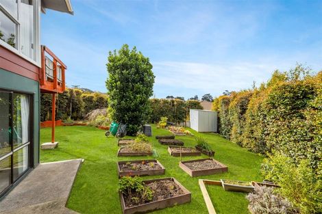 Photo of property in 30 Fitzwater Place, Henderson, Auckland, 0612
