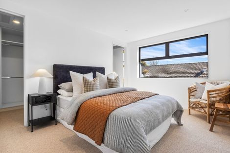 Photo of property in 2/17 Hewitts Road, Merivale, Christchurch, 8014
