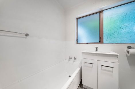 Photo of property in 2/515 Weymouth Road, Weymouth, Auckland, 2103