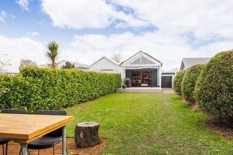 Photo of property in 38 Joseph Street, West End, Palmerston North, 4412