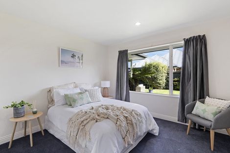 Photo of property in 14 Durrell Way, Rolleston, 7614