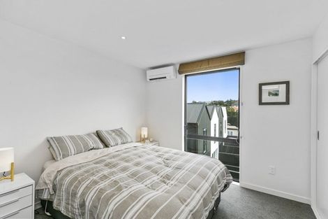 Photo of property in 11/6u Oswald Crescent, Paparangi, Wellington, 6037