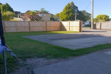 Photo of property in 10 Valley Road, Waiuku, 2123