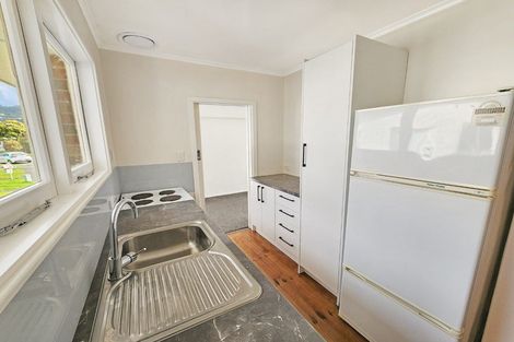 Photo of property in 10 Amberley Grove, Hutt Central, Lower Hutt, 5010