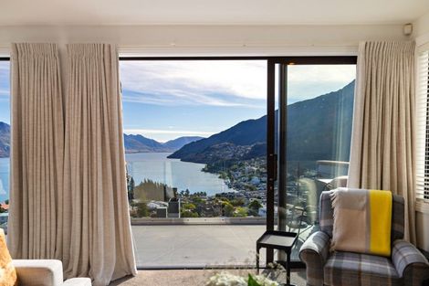 Photo of property in 10a Belfast Terrace, Queenstown, 9300