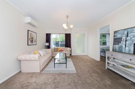 Photo of property in 2 Norman Road, Titirangi, Auckland, 0604