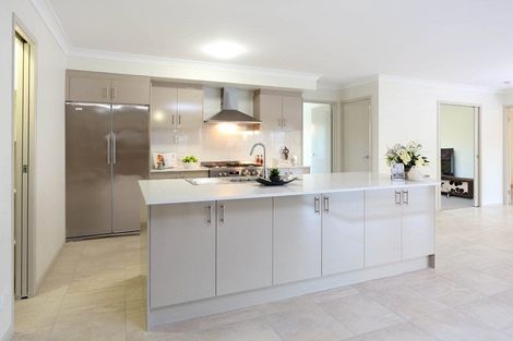 Photo of property in 90 Hayfield Way, Karaka, Papakura, 2113