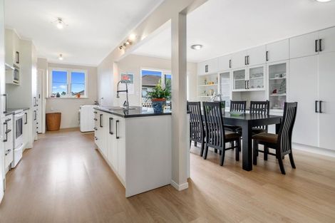 Photo of property in 75 Royal Road, Massey, Auckland, 0614