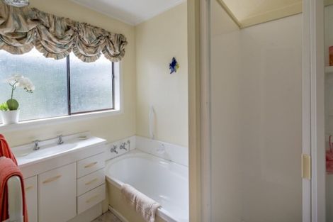 Photo of property in 52 Trafalgar Street, Levin, 5510