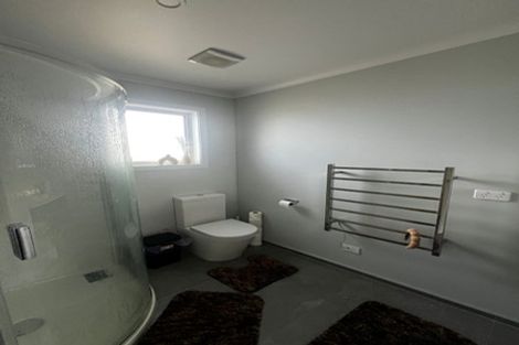 Photo of property in 14 Hokioi Drive, Kenepuru, Porirua, 5022