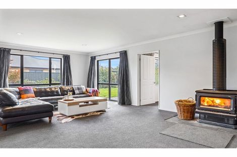 Photo of property in 14b Cameron Crescent, Rolleston, 7614