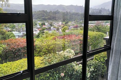 Photo of property in 7a Lincoln Grove, Wainuiomata, Lower Hutt, 5014