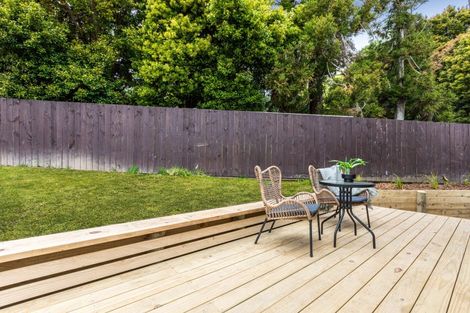 Photo of property in 64 Lemnos Place, Titirangi, Auckland, 0604