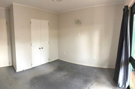 Photo of property in 24 Mcinnes Road, Weymouth, Auckland, 2103