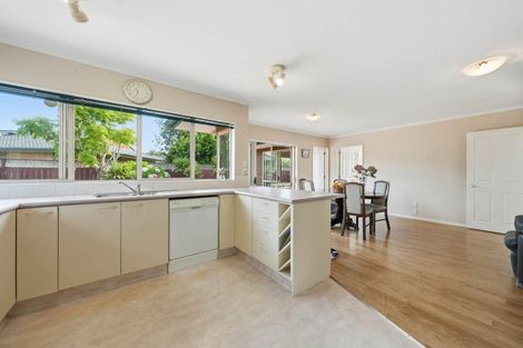 Photo of property in 23 Millington Place, Huntington Park, Auckland, 2013