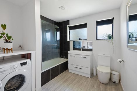 Photo of property in 1/64 Manurere Street, Hei Hei, Christchurch, 8042