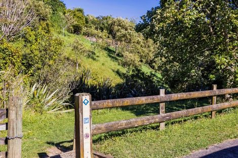 Photo of property in 22 Rossiter Crescent, Lynmouth, New Plymouth, 4310
