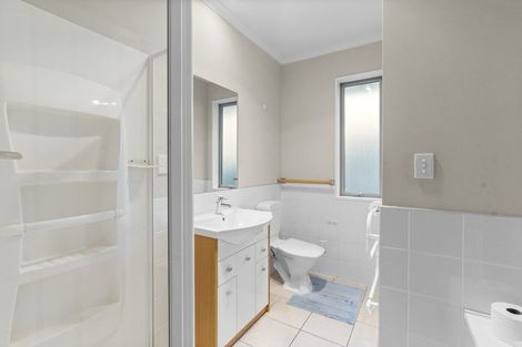 Photo of property in 2/194 Waimairi Road, Ilam, Christchurch, 8041